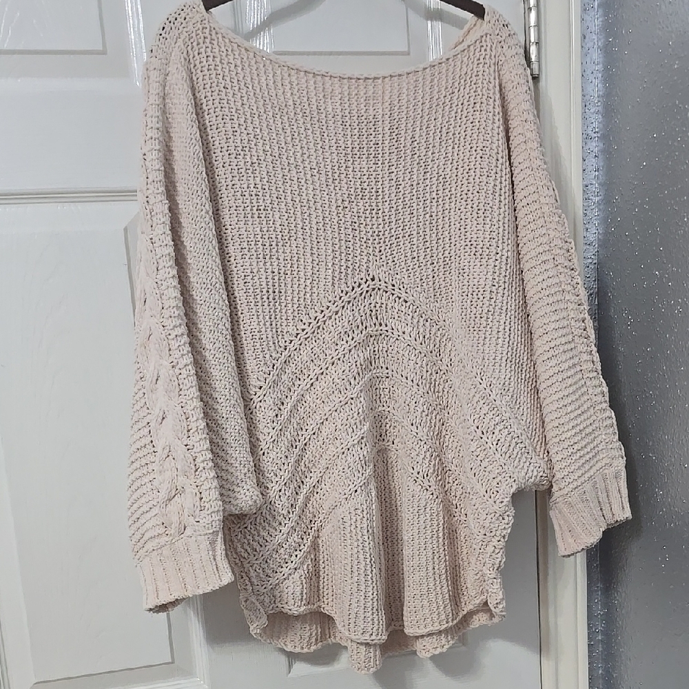 Women's Cream Knit Sweater - Picture 3 of 4
